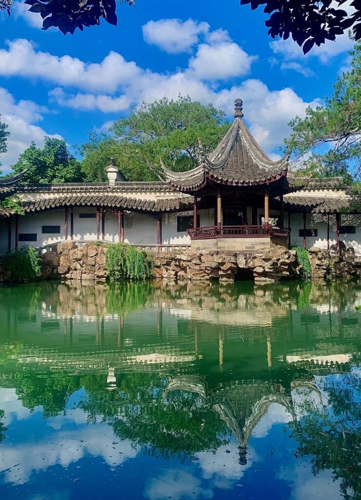 Traditional Chinese Gardens – An Oriental Wonderland with Scenery at Every Step