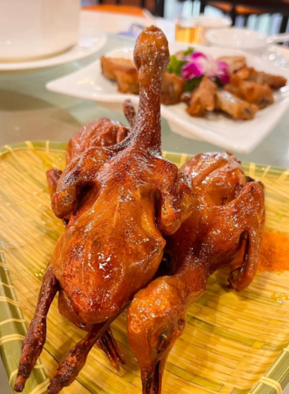 一只乳鸽的特区故事——深圳光明乳鸽的四十年风味传承-Dgcity-Discover Great Chinese City