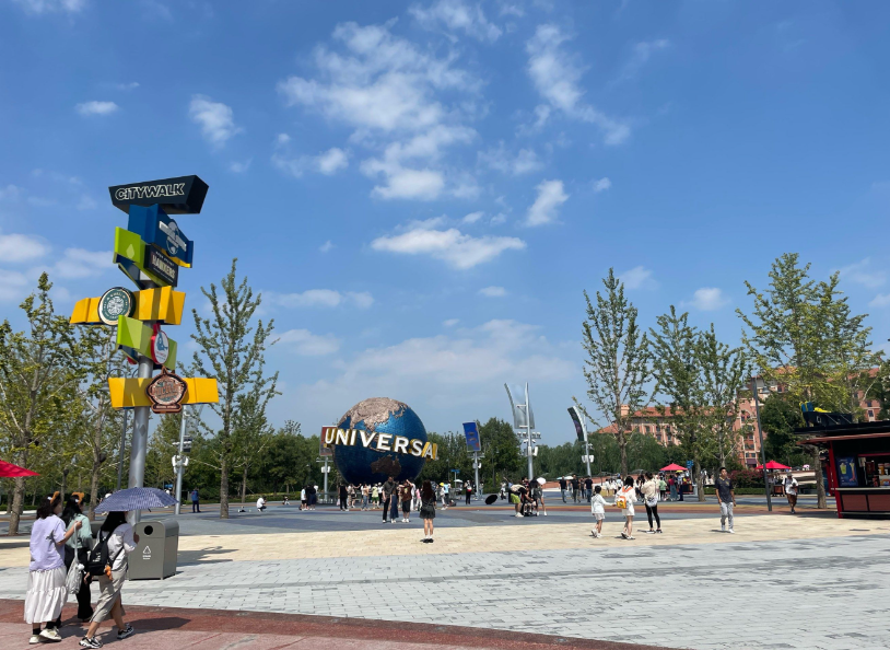 Dream in the Light and Shadow: A Comprehensive Guide to Universal Beijing Resort