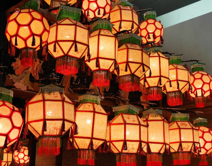 Experience Beijing’s Rhythm: A Guide to Festivals and Folk Customs