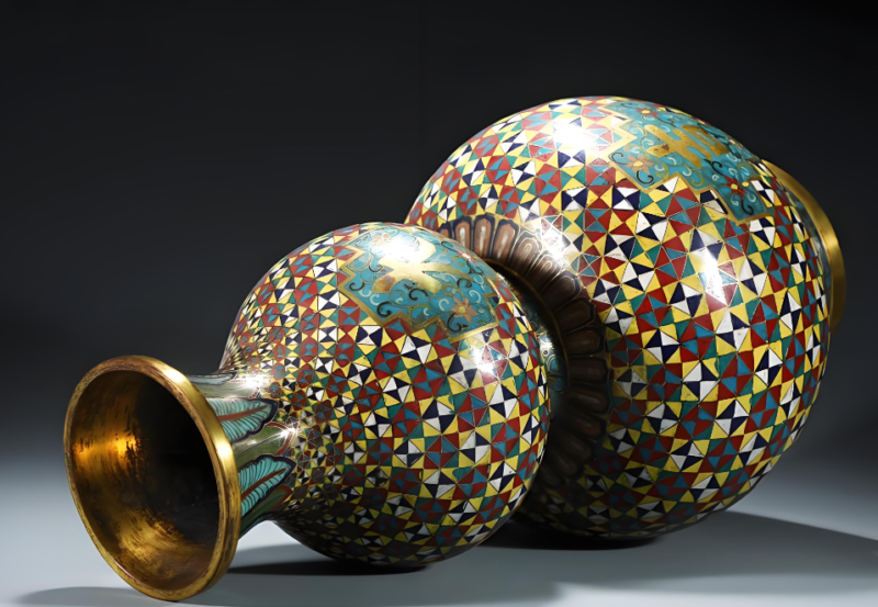 鎏金溢彩藏宫韵：北京景泰蓝的千年传承与匠心之旅-Dgcity-Discover Great Chinese City