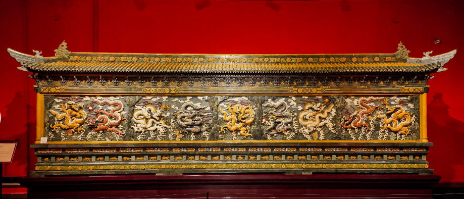 金漆嵌彩映宫华：北京金漆镶嵌的千年匠心与传承