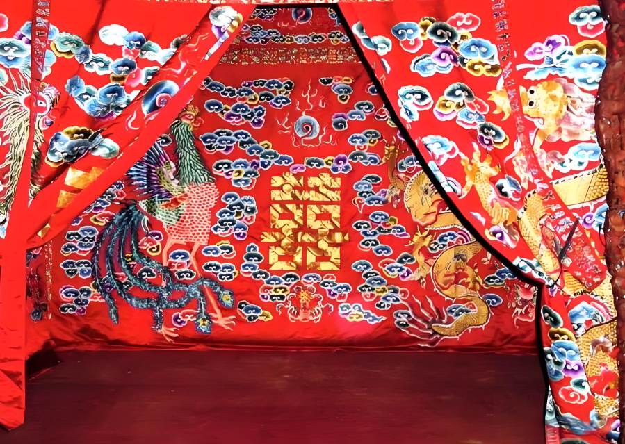 Beijing Palace Embroidery: A Millennium of Imperial Stitches and Craftsmanship