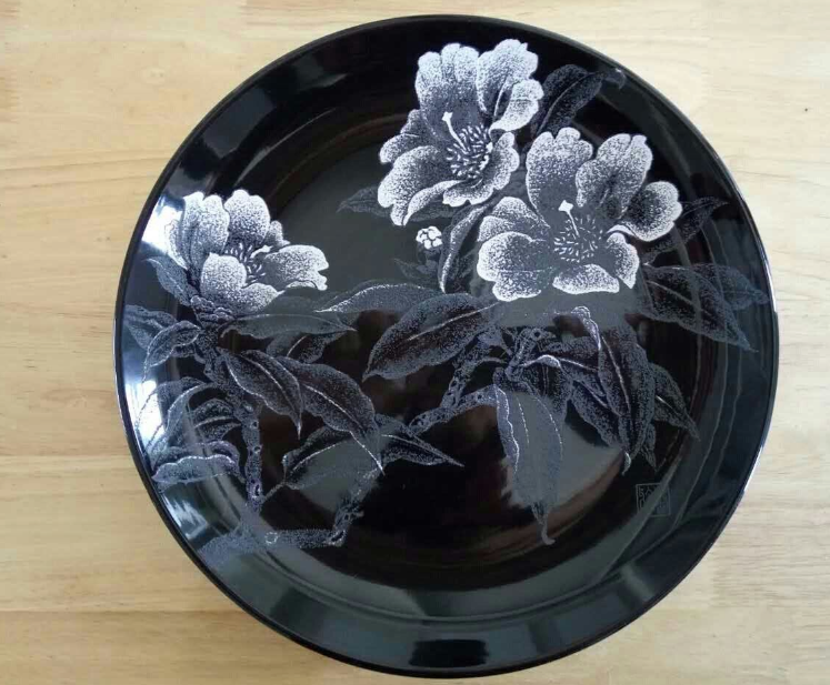 瓷上镌花藏刀韵：北京刻瓷的非遗匠心与笔墨风华-Dgcity-Discover Great Chinese City