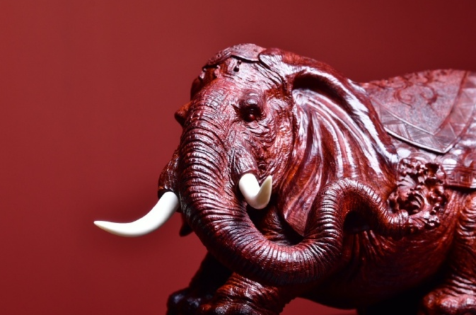 Beijing Red Sandalwood Carving: Intangible Heritage of Imperial Aesthetics