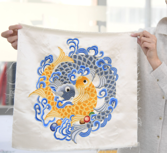 锦缎补绣承宫韵：北京补花技艺的非遗匠心与皇家风华-Dgcity-Discover Great Chinese City