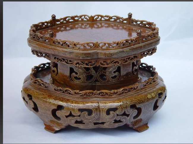 寸木凝香琢匠心：北京木雕小器作的非遗传承与宫廷风骨-Dgcity-Discover Great Chinese City