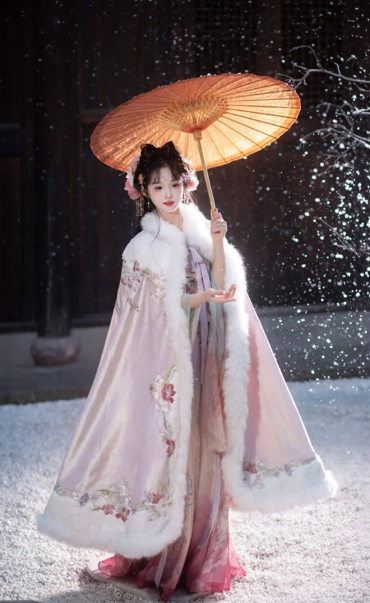 披风映袄裙 京韵藏闺秀——北京传统汉族服饰体验指南-Dgcity-Discover Great Chinese City