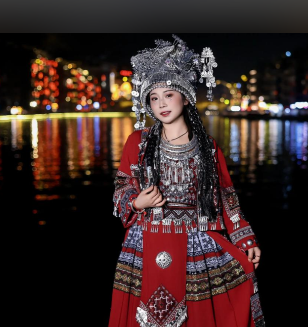 Miao Costumes: Silver Artistry and Embroidery Totems in Beijing-Dgcity-Discover Great Chinese City