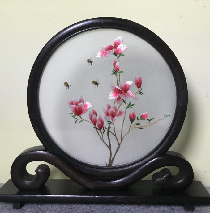 Su Embroidery Production Process: An Introduction to the Treasure of Oriental Traditional Handicrafts