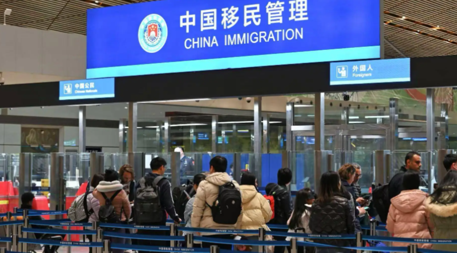 China Entry Stay and Residence Rules: Short-Term Stay & Residence Permit Procedures