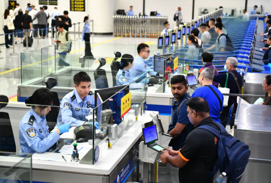 2026中国跨境地区入境内地政策全解析｜港澳台入境内地及外籍中转实操指南