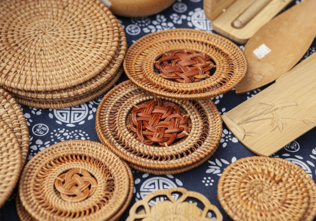 Chinese Bamboo Weaving: A Millennium-Old Craft of Fingertip Artistry