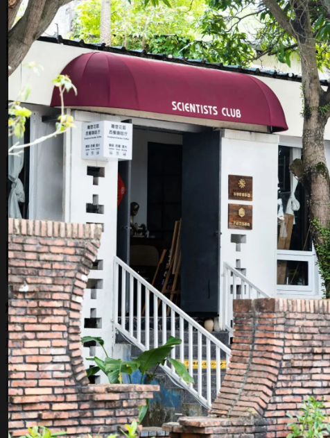 坪山雕塑艺术创意园：老厂房里的艺术新生-Dgcity-Discover Great Chinese City