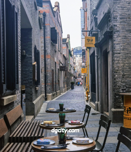 走进上海弄堂，邂逅藏在烟火里的海派风情