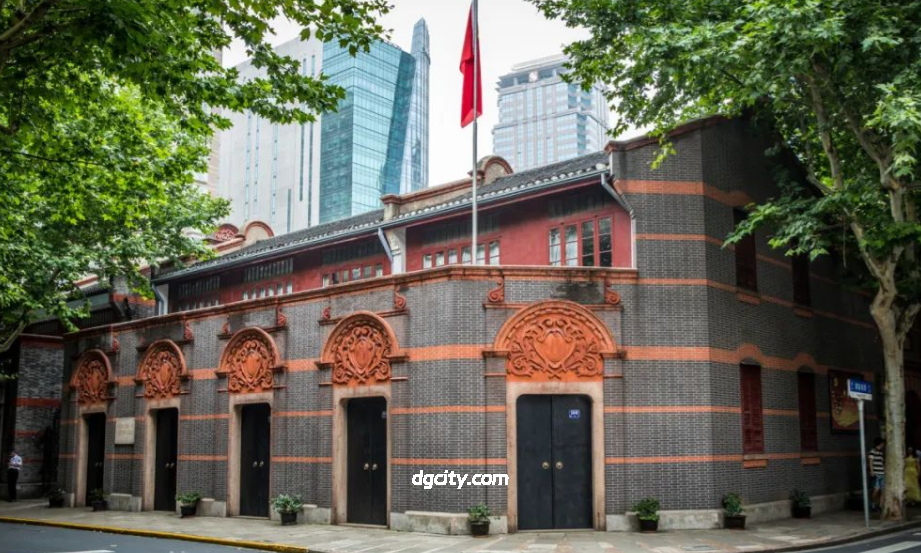 Shanghai CPC First Congress Site Travel Guide – A Must-Visit for Foreign Visitors