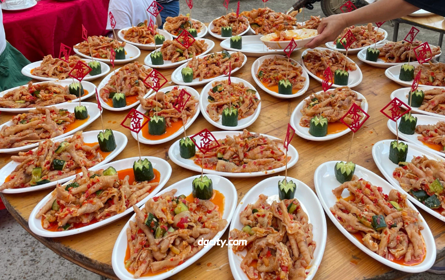 Chinese Rural Banquets: The Food, Folk Customs and Warmth Foreign Tourists Should Experience