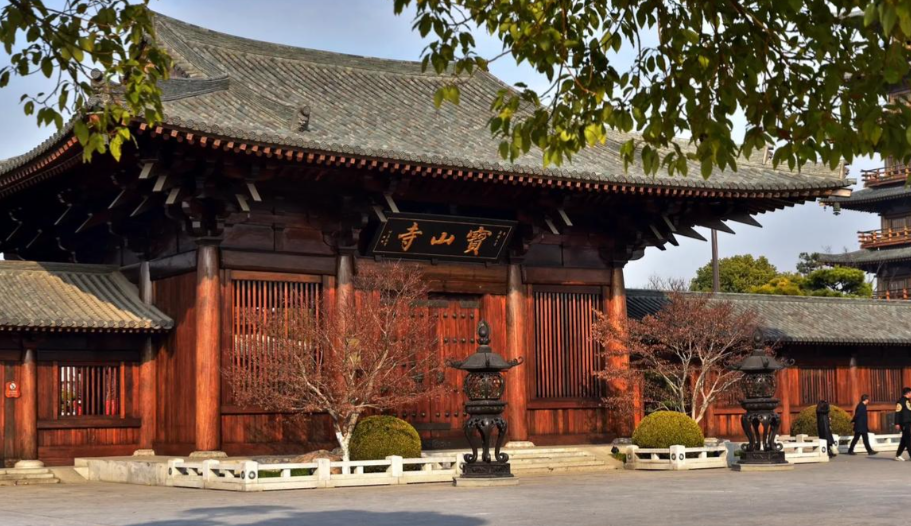 晚唐木构遗珍 无钉无铆的东方秘境——上海宝山寺外国旅客游玩全攻略-Dgcity-Discover Great Chinese City