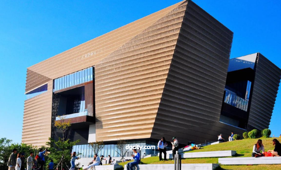 Artistic Charm of West Kowloon: A Comprehensive Guide to Hong Kong West Kowloon Cultural District Artistic Charm of West Kowloon: A Comprehensive Guide to Hong Kong West Kowloon Cultural District