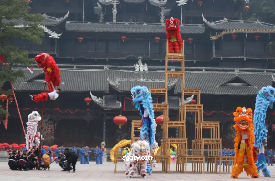 重庆彭水高台狮舞全攻略——国家级非遗的惊险与传承