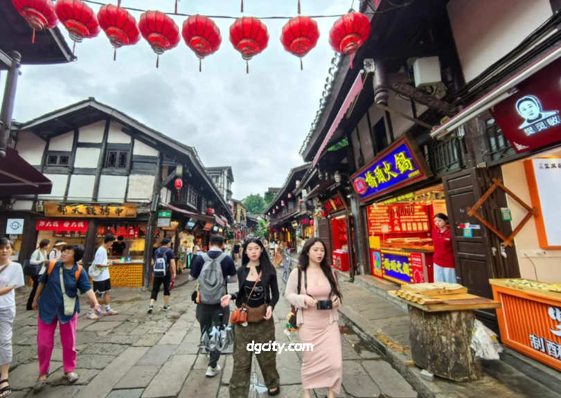 A Comprehensive Guide to Ciqikou Ancient Town in Chongqing