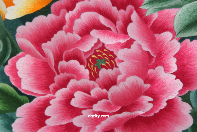 Hui ethnic embroidery in Ningxia: Techniques and Heritage-Travel China - 旅行中国