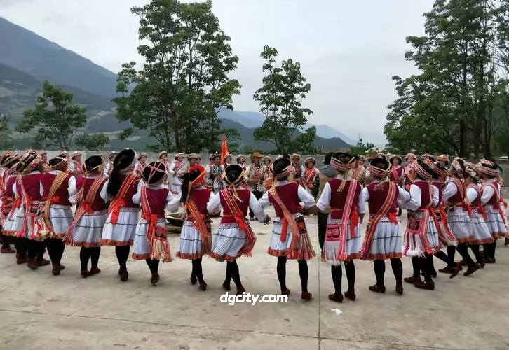 Nujiang Lisu Canyon Festivals Guide-Travel China - 旅行中国