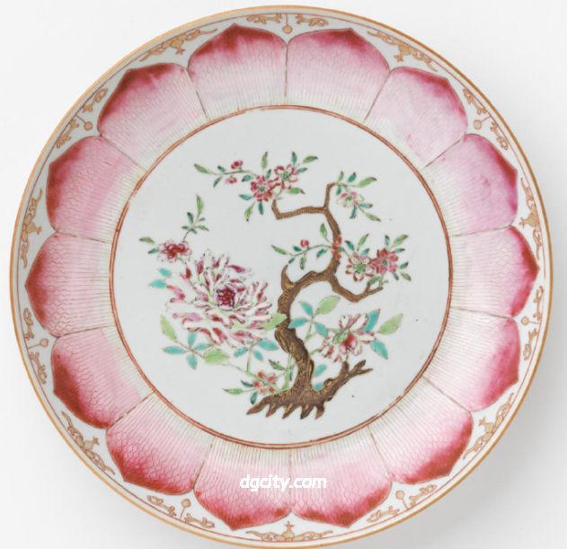 The Art of Portuguese-style ceramics in Macau-Travel China - 旅行中国
