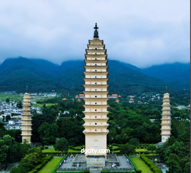 Marvel at Three Pagodas Dali: Iconic Buddhist Landmark Since Tang Dynasty