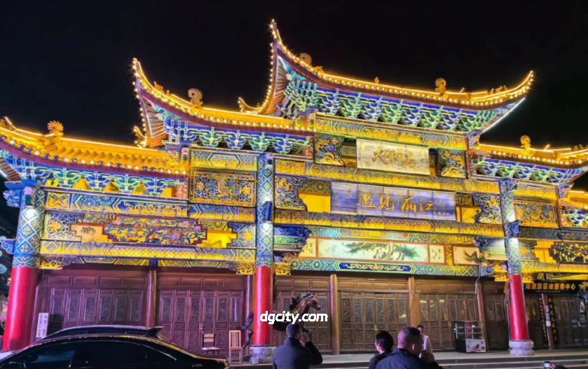 Explore Lijiang Ancient Town: UNESCO World Heritage Naxi Kingdom