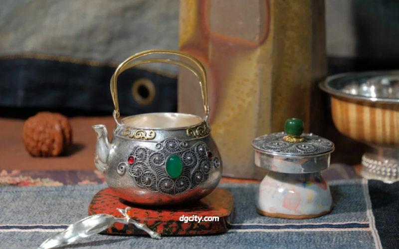 Qinghai silverware Techniques-Travel China - 旅行中国